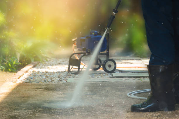 Best Animal Enclosure Cleaning  in Bowmansville, PA